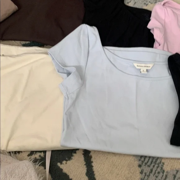 9 top bundle assorted sizes and colors some have not been worn 9 for 25 - Picture 3 of 16